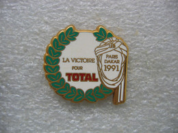 Pin's De La Victoire Pour TOTAL Dans La Course Du PARIS-DAKAR En 1991 - Rally
