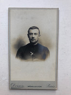Cdv Homme Religion Priest? Croix De Jesus Photo Doisen Paris - Profesiones