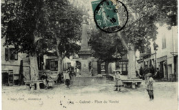 ** 84 - Vaucluse - Cadenet - La Place Du Marché - Cadenet