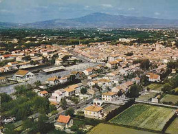 84 - MONTEUX  - Vue Générale Aérienne Au Fond Le Mont Ventoux   - CPM - Monteux