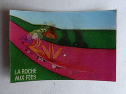 RARE IMAGE HOLOGRAPHIQUE LA ROCHE AUX FEES CASIMIR N° 13ANTIVOL APPREND LE SKATE (2) 1979 - Chromos