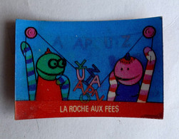 RARE IMAGE HOLOGRAPHIQUE LA ROCHE AUX FEES CASIMIR N° 16 LES KANAPOUTZS 1979 - Sammelbilder