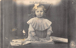 Tours    37:    Divers . Bébé (fillette)  Collectionneur De Cartes Postales    N° GB 430 (voir Scan) - Tours