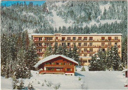 Suisse :  Hotel Royal , Crans S / Sierre - Crans