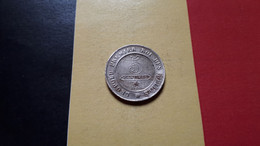 BELGIQUE LEOPOLD IER SUPERBE 5 CENTIMES 1862 TRACES DE COIN CASSé A L'AVERS LORS DE LA FRAPPE - 5 Cent