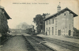 EURE  MARCILLY Sur EURE  La Gare Vue Sur Les Quais - Marcilly-sur-Eure