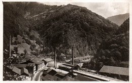 Usines: Forces Motrices D'Ugine (Savoie) Entrée Des Gorges De L'Arly - Edition Deville - Carte Non Circulée - Ugine