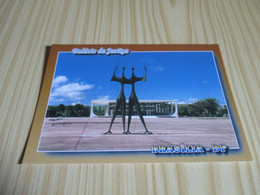 Brasilia (Brésil).Justiça's Palace And Sculpture " The Warriors ". - Brasilia