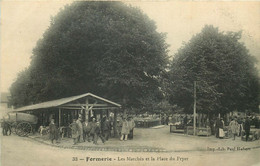 OISE  FORMERIE Les Marchés Et La Place Du Fryer - Formerie