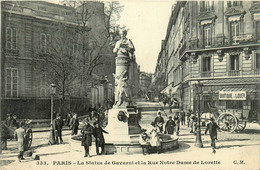 Paris * 9ème * La Statue De Gavarni * La Rue Notre Dame De Lorette * Attelage - Paris (09)