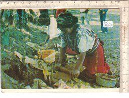 PO0646E# GUATEMALA - INDIGENI - ARTIGIANATO CERAMICA - DONNE ARTIGIANE  VG 1990 - Guatemala