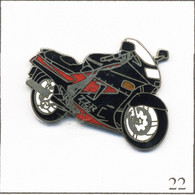 Pin's Moto - Kawasaki / Modèle ZZR 1100. Non Estampillé. EGF. T851-22 - Motos