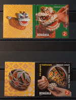 2011 - Romania - MNH - Handicrats - Doug Figurines Of Lion's Heads -  Complete Set Of 2 Stamps With Labels - Neufs
