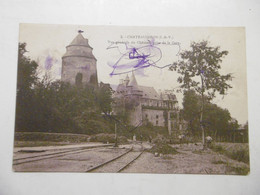 CHATEAUGIRON Vue Générale Du Château Prise De La Gare - CPA 35 ILLE ET VILAINE - BRETAGNE - Châteaugiron