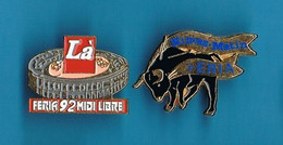 2 PIN'S  //   ** LÀ FERIA '92 / MIDI LIBRE &. NIMES-MATIN ** - Tauromachie - Corrida