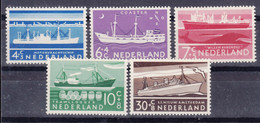 Netherlands, Boats Ships 1957 Mi#692-696 Mint Never Hinged - Schiffe