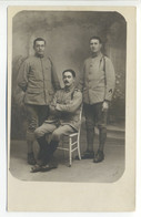 Carte Photo Militaria - Groupe De Soldats 4eme Régiment - Fourragères - Uniformes