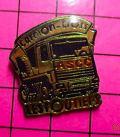 115c Pin's Pins / Beau Et Rare / THEME : SPORTS / ASCC CAMION CROSS LES ROUTIERS - Autorennen - F1