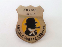 PINS POLICE  SURETE URBAINE DE LILLE / Argenté / 33NAT - Policia