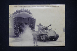 MILITARIA - Carte Postale Du Débarquement En Août 1944 - Tank " Sherman " - L 110567 - Guerra 1939-45