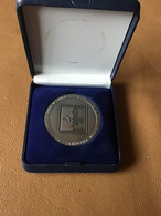 Médaille Chambre De Commerce Et Industries De Bruxelles En Argent 1966-2006 - Autres & Non Classés