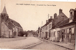 SAINT-VALERIEN LA GRANDE RUE PLACE DE L'EGLISE - Saint Valerien