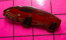 1121 Pin's Pins / Beau Et Rare / THEME : AUTRES / VOITURE ROUGE GENRE FERRARI - Ferrari