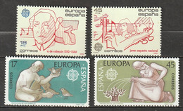 ESPAGNE    Europa 1985 Et 1986   N° Y&T  2406, 2407, 2461  Et 2462  ** - 1981-90 Neufs