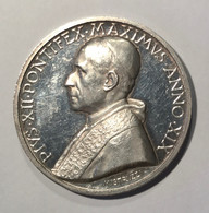 Vaticano- Papa Pio XII - Medaglia D’argento Anno XIX - Gr.35,1 Diametro Mm.44 - 1956 - SPL - Monarquía / Nobleza