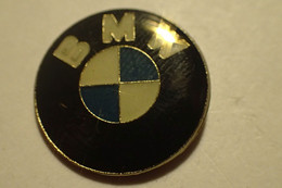 PIN'S AUTO BMW AUTOMOBILE LOGO 2cm De Diamétre - BMW