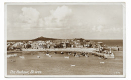 Angleterre  - Cornwall/ Scilly Isles :  The Harbourg , St Ives  Réf 8651 - St.Ives