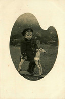 Jeux Et Jouet D'enfants * Carte Photo * Enfant Et Son Jeu Jouet Cheval En Bois  * Horse - Games & Toys