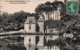 La Chataigneraie : L'étang Du Châtenay - La Chataigneraie