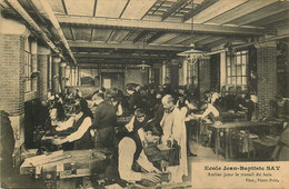 PARIS  ECOLE Jean Baptiste SAY Atelier Pour Le Travail Du Bois - Bildung, Schulen & Universitäten