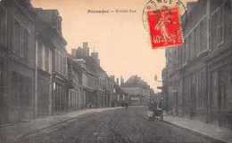 NERONDES - Grande Rue - Nérondes