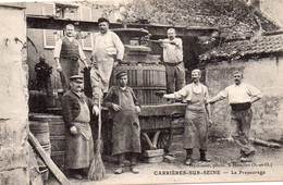 CPA De CARRIERES Sur SEINE - Le Pressurage. - Carrières-sur-Seine