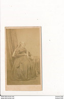 ♥ CDV ( Très Ancienne Année 1864 ) De Femme ( Photo ) Photographe E. AVIS à CORBEIL ( Seine Et Oise ) 91 - Oud (voor 1900)