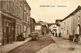 Dompaire * La Rue Carnot * épicerie * Automobile Ancienne Voiture * Villageois - Dompaire