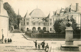 St Calais * Les Halles Et Banque Caisse D'épargne * Banco Bank - Saint Calais