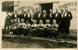 Clermont Ferrand * Carte Photo Photographe André MARCEL * Personnel Du Restaurant Pour Servir Pdt MILLERAND Puy De Dome - Clermont Ferrand