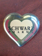 PIN'S SCHWARZ PHARMA - Médical