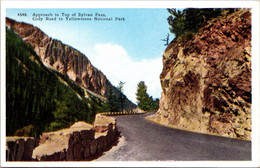 Yellowstone National Park Cody Road Approach To Top Of Sylvan Pass - USA Nationalparks