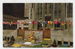 AK 012103 USA - New York City - Rockefeller Center - Prometheus Statue - Places & Squares