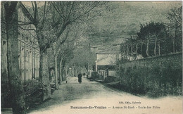 84  Beaumes De Venise  -  Avenue  St Roch - Ecole Des Filles - Beaumes De Venise