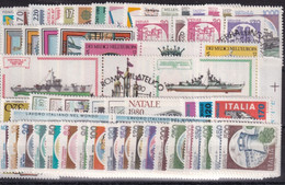 ITALIE - ANNEE 1980 COMPLETE ** MNH - ROULETTES CHATEAUX ET BLOC DE 4 NAVIRES OBLITERES - COTE = 49 EUR. - Années Complètes