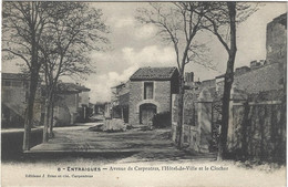 84  Entraigues Sur Sorgues   - Avenue De Carpentras , L'hotel De Ville Et Le Clocher - Entraigue Sur Sorgue