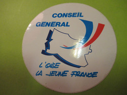 Département / OISE/ Conseil Général/ L'Oise La Jeune France/  Vers 1970-1980    ACOL176 - Autocollants