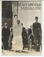 Sa Majesté Le Sultan Du Maroc ,général De Gaulle (-ETAT- Quelques Manques De Couche En Bas Voir Scans) 16,5 X 22,3 Cm - Persone Identificate