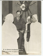 Sa Majesté Le Sultan Du Maroc (de Dos) , Général De Gaulle (-ETAT- Voir Scans) 16,5 X 22,3 Cm - Persone Identificate