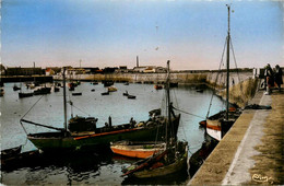 Noirmoutier * L'herbaudière * Vue Sur Le Port * Bateau Pêche - Noirmoutier